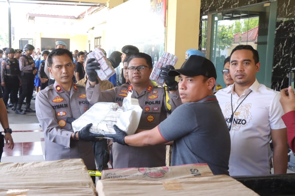 WhatsApp Image 2024-04-02 at 14.37.43